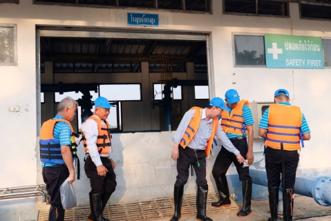 ไฟล์แนบ มท.1 ลงพื้นที่ติดตามสถานการณ์อุทกภัย จ.อุบลราชธานี เร่งให้ความช่วยเหลือ พร้อมส่งกำลังใจให้ผู้ประสบภัยและเจ้าหน้าที่ผู้ปฏิบัติงานในพื้นที่