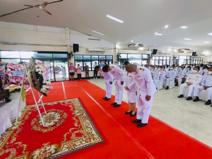 ไฟล์แนบ กปภ.สาขาท่ามะกา เข้าร่วมพิธีวางพวงมาลา กิจกรรมน้อมรำลึกเนื่องในวันคล้ายวันสวรรคต พระบาทสมเด็จพระจุลจอมเกล้าเจ้าอยู่หัว  วันเสาร์ที่ 23 ตุลาคม 2565 