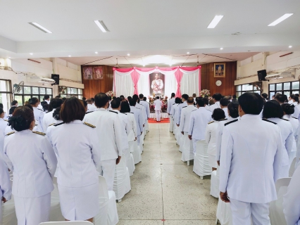 ไฟล์แนบ กปภ.สาขาท่ามะกา เข้าร่วมพิธีวางพวงมาลา กิจกรรมน้อมรำลึกเนื่องในวันคล้ายวันสวรรคต พระบาทสมเด็จพระจุลจอมเกล้าเจ้าอยู่หัว  วันเสาร์ที่ 23 ตุลาคม 2565 