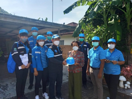 ไฟล์แนบ กปภ.สาขาปราณบุรี จัดกิจกรรมเติมใจให้กัน พร้อมด้วยดำเนินโครงการอาสาดูแลประปาเพื่อปวงชน  ลงพื้นที่ออกหน่วยประชาสัมพันธ์เชิงรุก สร้างความเชื่อมั่นด้านคุณภาพ และบริการการแนะนำการชำระค่าน้ำออนไลน์ ณ หมู่บ้านสวัสดิการทหาร(เขาควง) ตำบลทับใต้ อำเภอหัวหิน จังหวัดประจวบฯ 