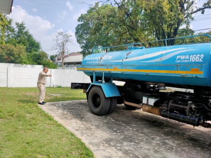 ไฟล์แนบ กปภ.สาขาสมุทรสาคร จัดเตรียมรถบรรทุกน้ำสำรองบริเวณพื้นที่จัดกิจกรรม To be number และเตรียมการรับเสด็จฯ
