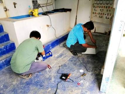 ไฟล์แนบ การประปาส่วนภูมิภาคสาขากระบี่ ร่วมกับ กองระบบผลิตและควบคุมคุณภาพน้ำ 4 งานบำรุงรักษา ดำเนินการปรับปรุงระบบจ่ายสารเคมี เพิ่มประสิทธิภาพเครื่องจักร อุปกรณ์ ให้เป็นไปตามมาตรฐาน ยึดหลักอาชีวอนามัยและความปลอดภัยในการปฏิบัติงาน