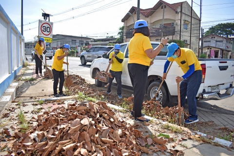 ไฟล์แนบ กปภ.สาขาอุบลราชธานี จัดกิจกรรมจิตอาสาบำเพ็ญสาธารณประโยชน์และ บำเพ็ญสาธารณกุศล เนื่องในวันคล้ายวันพระบรมราชสมภพ ในหลวง ร.9