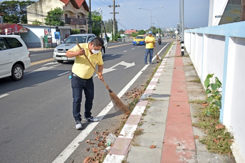 ไฟล์แนบ กปภ.สาขาอุบลราชธานี จัดกิจกรรมจิตอาสาบำเพ็ญสาธารณประโยชน์และ บำเพ็ญสาธารณกุศล เนื่องในวันคล้ายวันพระบรมราชสมภพ ในหลวง ร.9