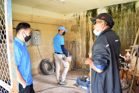 ไฟล์แนบ กปภ.สาขาอุบลราชธานี จัดกิจกรรม กปภ. - อปท. เพื่อปวงชน  ดูแลประปาหมู่บ้านคูเดื่อหลังน้ำลด