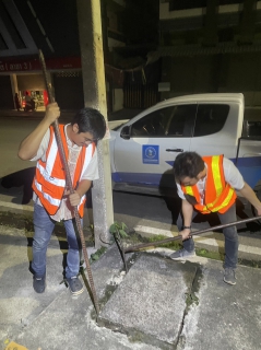 ไฟล์แนบ ทีมงานบริการฯ กปภ.สาขากำแพงเพชร Full team เดินหน้าหาท่อแตกรั่ว