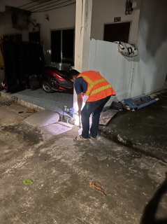 ไฟล์แนบ ทีมงานบริการฯ กปภ.สาขากำแพงเพชร Full team เดินหน้าหาท่อแตกรั่ว