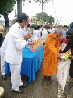 ไฟล์แนบ การประปาส่วนภูมิภาคสาขาท่าแซะ ร่วมทำบุญตักบาตรถวายพระราชกุศล 5 ธันวาคม 2565