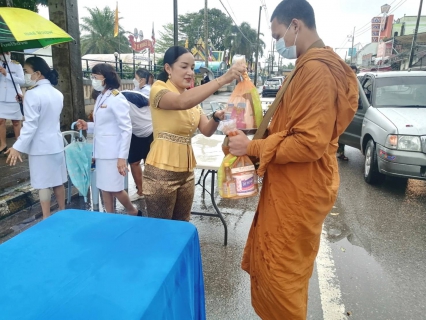 ไฟล์แนบ การประปาส่วนภูมิภาคสาขาท่าแซะ ร่วมทำบุญตักบาตรถวายพระราชกุศล 5 ธันวาคม 2565