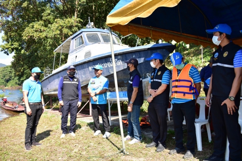 ไฟล์แนบ กปภ.สาขาเชียงใหม่ (ชั้นพิเศษ) เข้าร่วมกิจกรรมการพัฒนาเก็บขยะสิ่งปฏิกูล ณ เขื่อนแม่กวงอุดมธารา เนื่องในวันคล้ายวันพระราชสมภพ พระบาทสมเด็จพระบรมชนกาธิเบศร มหาภูมิพลอดุลยเดชมหาราช บรมนาถบพิตร