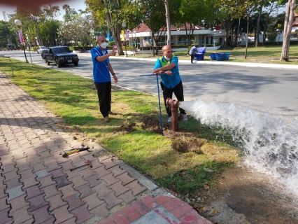 ไฟล์แนบ กปภ.สาขาสามพราน เข้าโบว์น้ำเพื่อระบายตะกอนในเส้นท่อ โรงเรียนนายร้อยตำรวจสามพราน เพื่อเตรียมความพร้อมในการรับเสด็จพระบาทสมเด็จพระเจ้าอยู่หัว และสมเด็จพระนางเจ้าฯ พระบรมราชินี เสด็จฯ มาพระราชทานกระบี่และปริญญาบัตร