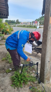 ไฟล์แนบ การประปาส่วนภูมิภาคสาขาจันดี ลงพื้นที่ตรวจสอบมาตรวัดน้ำ ทดสอบมาตร 0 คิว และทำการตีตรามาตร ผูกลวด 