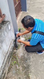 ไฟล์แนบ การประปาส่วนภูมิภาคสาขาจันดี ลงพื้นที่ตรวจสอบมาตรวัดน้ำ ทดสอบมาตร 0 คิว และทำการตีตรามาตร ผูกลวด 