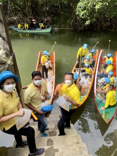 ไฟล์แนบ การประปาส่วนภูมิภาคสาขาตะกั่วป่า ร่วมกิจกรรมจิตอาสาปล่อยพันธุ์สัตว์น้ำ (กุ้งแชบ๊วย)