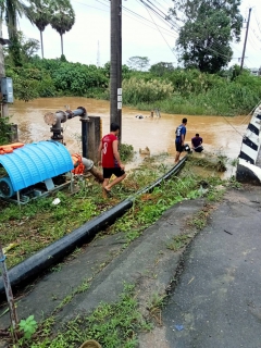 ไฟล์แนบ การประปาส่วนภูมิภาคสาขากาญจนดิษฐ์ แก้ไขปัญหาท่อน้ำดิบแตกชำรุด จากการกรณีน้ำหลากในช่วงวันที่ 18 ธันวาคม 2565 