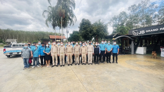 ไฟล์แนบ กปภ.สาขาจันดี ร่วมกับ กปภ.ข.4 และ กปภ.สาขาในพื้นที่จังหวัดนครศรีธรรมราช จัดโครงการภาคีเครือข่าย ลดน้ำสูญเสีย ณ กปภ.สาขาจันดี