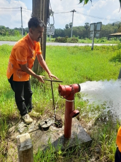 ไฟล์แนบ การประปาส่วนภูมิภาค สาขากาญจนดิษฐ์ ลงพื้นที่ ทำความสะอาด ระบายตะกอนในเส้นท่อจ่ายน้ำ ผ่านหัวดับเพลิงและท่อหน้ามาตรประจำเดือน ธันวาคม 256