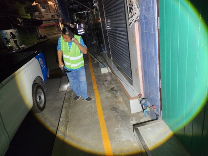 ไฟล์แนบ ผจก.กปภ.สาขาสมุทรสงคราม นำทีมเร่งลดน้ำสูญเสีย สำรวจท่อแตกรั่ว บริเวณซอยเพชรสมุทร1 และ 2 