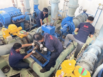ไฟล์แนบ กปภ.สาขาสมุทรสงคราม บำรุงรักษาหม้อแปลงไฟฟ้าและเครื่องสูบน้ำทุกสถานี เพื่อเตรียมความพร้อมให้บริการน้ำประปาอย่างต่อเนื่องในช่วงเทศกาลปีใหม่ 