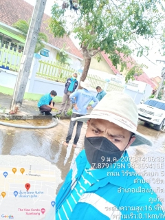 ไฟล์แนบ กปภ.สาขาภูเก็ต  ร่วมกับบริษัท เอเชีย อินฟราสตรักเชอร์ แมเนจเม้นท์ (ประเทศไทย) จำกัด (โครงการจัดการลดน้ำสูญเสีย) ลงพื้นที่บริเวณวิรัชหงษ์หยก 5 ต.วิชิต อ.เมือง ดำเนินการเปิดล้างระบายตะกอนในเส้นท่อจ่ายน้ำ (Blow off) ผ่านหัวดับเพลิง