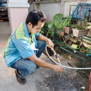 ไฟล์แนบ การประปาส่วนภูมิภาคสาขาอ่าวลึก ออกพื้นที่ตรวจสอบคุณภาพน้ำประปา ตรวจวัดค่าคลอรีน ค่าความขุ่นในน้ำประปา 