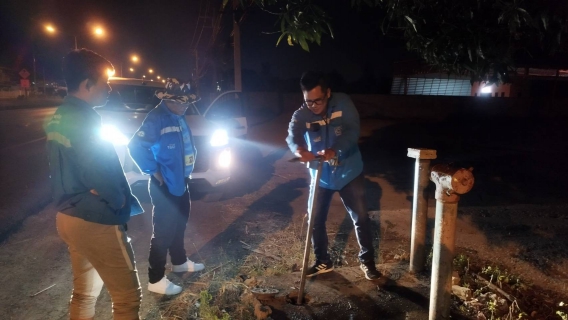 ไฟล์แนบ กปภ.สาขากาญจนบุรี ลงพื้นที่ ทำ Step Test ค้นหาท่อแตกรั่ว ลดปัญหาการเกิดน้ำสูญเสีย 