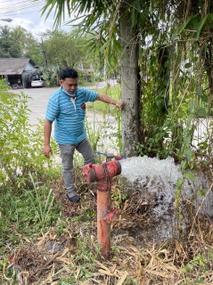 ไฟล์แนบ การประปาส่วนภูมิภาคสาขาตะกั่วป่า ดำเนินการตามแผนงานบริการและควบคุมน้ำสูญเสีย โบล์วน้ำเพื่อระบายตะกอนในเส้นท่อ