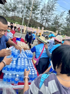 ไฟล์แนบ การประปาส่วนภูมิภาคสาขาสงขลา ร่วมสนับสนุนน้ำดื่มตราสัญลักษณ์ กปภ. กิจกรรมโครงการพัฒนาแหล่งท่องเที่ยวภายในเขตเทศบาลเมืองเขารูปช้าง