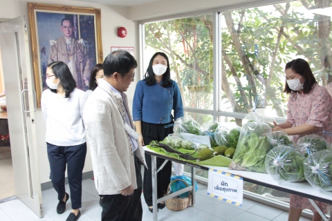 ไฟล์แนบ กปภ.ข.9 จัดกิจกรรมตลาดนัด กปภ.ข.9 จำหน่ายสินค้า, อาหาร, เครื่องดื่ม, ของใช้และของที่ระลึก รวมทั้งรับบริจาคเงิน โดยจะนำไปเป็นทุนเพื่อจัดซื้อเมล็ดพันธุ์พืช และ บริจาคให้เด็กผู้ยากไร้ต่อไป
