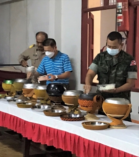 ไฟล์แนบ กปภ.สาขาขลุง เข้าร่วมกิจกรรมเข้าวัดทำบุญวันธรรมสวนะ (วันพระ) ณ วัดบ่อเวฬุวนาราม ต.บ่อเวฬุ