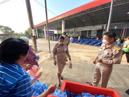 ไฟล์แนบ กปภ.สาขาขลุง ร่วมให้การต้อนรับ พลเอก ประยุทธ จันทร์โอชา นายกรัฐมนตรี และคณะ ในโอกาสตรวจราชการในพื้นที่จังหวัดจันทบุรี พร้อมสนับสนุนน้ำดื่มตราสัญลักษณ์ กปภ. ให้บริการประชาชน
