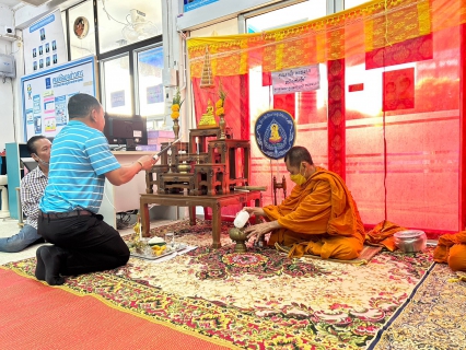 ไฟล์แนบ การประปาส่วนภูมิภาคสาขาชุมพร ร่วมดำเนินกิจกรรม ทำบุญตักบาตร ไหว้เจ้าที่ เพื่อความเป็นสิริมงคลและเนื่องในวันครบรอบ 44 ปี กปภ.