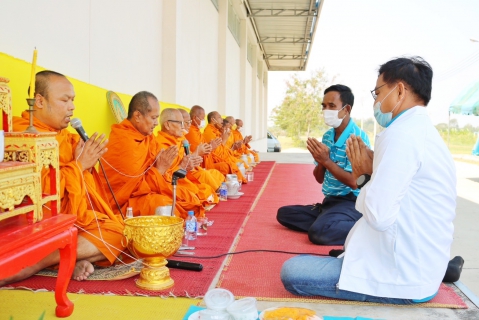 ไฟล์แนบ กปภ.สาขาปทุมธานี จัดพิธีทำบุญตักบาตร ถวายจตุปัจจัยไทยธรรม เนื่องในวันคล้ายวันสถาปนา กปภ. ครบรอบ 44 ปี