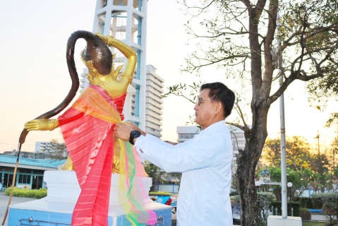 ไฟล์แนบ กปภ.สาขาปทุมธานี จัดพิธีทำบุญตักบาตร ถวายจตุปัจจัยไทยธรรม เนื่องในวันคล้ายวันสถาปนา กปภ. ครบรอบ 44 ปี