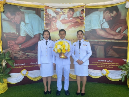 ไฟล์แนบ กปภ.สาขาพังงา ร่วมพิธีวางพานพุ่มดอกไม้ถวายเครื่องราชสักการะแด่พระบาทสมเด็จพระบรมชนกาธิเบศร มหาภูมิพลอดุลยเดชมหาราช บรมนาถบพิตร พระบิดาแห่งมาตรฐานการช่างไทย