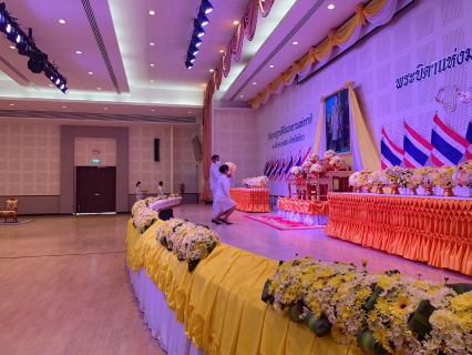 ไฟล์แนบ กปภ.สาขาพังงา ร่วมพิธีวางพานพุ่มดอกไม้ถวายเครื่องราชสักการะแด่พระบาทสมเด็จพระบรมชนกาธิเบศร มหาภูมิพลอดุลยเดชมหาราช บรมนาถบพิตร พระบิดาแห่งมาตรฐานการช่างไทย