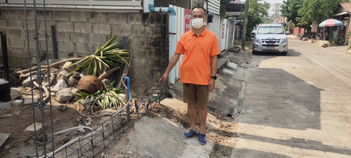 ไฟล์แนบ เดินหน้าไม่หยุด ! เพื่อลูกค้ามีรอยยิ้ม ส่ง Mr.ประปา ตรวจสอบประตูน้ำรั่ว ลูกค้าปลื้ม !! บริการทันใจ