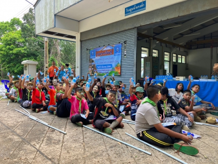 ไฟล์แนบ การประปาส่วนภูมิภาคสาขากาญจนดิษฐ์ ร่วมกับสถานศึกษาในสังกัดอำภอดอนสัก จัดกิจกรรมฐานความรู้ให้กับลูกเสือ เนตรนารี โรงเรียนในอำเภอดอนสักจำนวน 7 โรงเรียน