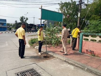 ไฟล์แนบ วันจันทร์ที่ 13 มีนาคม 2566 การประปาส่วนภูมิภาคสาขากาญจนดิษฐ์ โดย นายสุรพงศ์ สมหวัง ผู้จัดการการประปาส่วนภูมิภาคสาขากาญจนดิษฐ์ พร้อม นายวราพงษ์ ทองเทพ หัวหน้างาน 8 งานผลิต นายฤทธิเดช อินทวงศ์ หัวหน้างาน 8 งานบริการและควบคุมน้ำสูญเสีย และพนักงานในสังกัด ลงพื้นที่เทศบาลเมืองดอนสัก   ตรวจสอบการบริหารจัดการน้ำประปาในพื้นที่ และแก้ไขปัญหาน้ำไหลอ่อนและไม่ไหลในพิ้นที่ เป็นการให้บริการน้ำประปาอย่างเต็มประสิทธิภาพตามมาตรฐานของ กปภ.