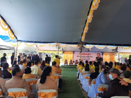 ไฟล์แนบ การประปาส่วนภูมิภาคสาขากระบี่ สนับสนุนน้ำดื่มบรรจุขวด กปภ. บริการประชาชน ในโอกาสพลเอก ประวิตร วงษ์สุวรรณ รองนายกรัฐมนตรี ในฐานะผู้อำนวยการกองอำนวยการน้ำแห่งชาติ(กอนช.) พร้อมคณะลงพื้นที่ จ.กระบี่