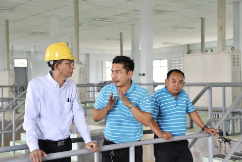 ไฟล์แนบ การประปาส่วนภูมิภาคสาขาชุมพร ร่วมต้อนรับ นายสุรชัย เชื้อแพ่ง รองผู้ว่าการ (ปฏิบัติการ 5) และ นายประทีป กุศลวัฒนะ ผู้อำนวยการการประปาส่วนภูมิภาคเขต 4 พร้อมคณะ ลงพื้นที่ตรวจเยี่ยม และร่วมประชุมหารือแนวทางการลดน้ำสูญในพื้นที่ให้บริการ กปภ.สาขาชุมพร