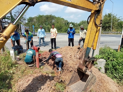 ไฟล์แนบ การประปาส่วนภูมิภาคสาขากาญจนดิษฐ์ ดำเนินการแก้ไขปัญหาเรื่องน้ำไหลอ่อนหรือไม่ไหลบริเวณตำบลท่าทองใหม่   โดยการนำน้ำจากสถานีผลิตน้ำวิภาวดีเข้ามาช่วยเพิ่มแรงดัน