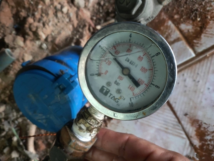 ไฟล์แนบ การประปาส่วนภูมิภาคสาขาอ่าวลึก ลงพื้นที่ตามโครงการ "ผู้ใช้น้ำมั่นใจ กปภ.เช็คชัวร์" โดยทำการตรวจสอบแรงดันน้ำ