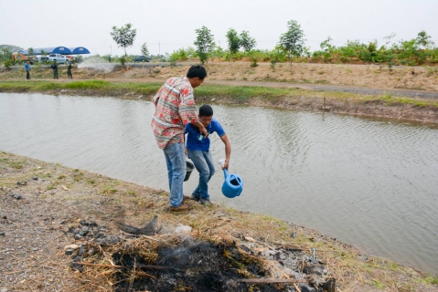ไฟล์แนบ กปภ.สาขารังสิต(พ) ร่วมโครงการ โคก หนอง นา สัปปายะและรมณียสถาน สถานปฏิบัติธรรมสมเด็จพระสังฆราช (อมพรมหาเถร) ของสำนักงานทรัพยากรธรรมชาติและสิ่งแวดล้อมจังหวัดปทุมธานี