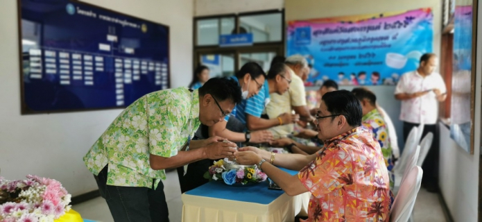 ไฟล์แนบ กปภ.ข.4 ร่วมจัดกิจกรรมสรงน้ำพระ รดน้ำขอพรผู้ใหญ่ เทศกาลสงกรานต์ 2566 ตามวิถีอันดีงาม