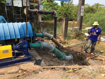 ไฟล์แนบ การประปาส่วนภูมิภาคสาขากาญจนดิษฐ์ ร่วมกับงานบำรุงรักษา กองผลิตและควบคุมคุณภาพน้ำ การประปาส่วนภูมิภาค เขต 4 สุราษฎร์ธานี ร่วมกันติดตั้งปั๊มสูบน้ำแรงต่ำสำรองเพื่อเตรียมความพร้อมและแก้ปัญหาภัยแล้งประจำปี 2566