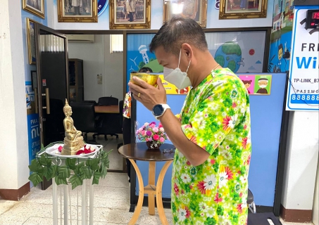 ไฟล์แนบ กปภ.สาขาขลุง ร่วมสืบสานวัฒนธรรมไทย จัดกิจกรรมสรงน้ำพระ และรดน้ำดำหัว เนื่องในวันสงกรานต์ (ปีใหม่ไทย) ประจำปี 2566