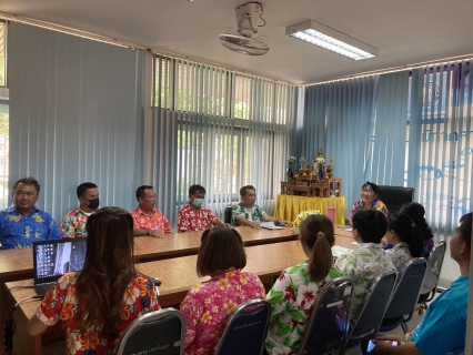 ไฟล์แนบ เมื่อวันที่ 12 เมษายน 2566 เวลา 08.00 - 09.00 น. ณ ห้องประชุมกปภ.สาขาเกาะคา นำโดยนางอรวรรณ รัตนจักร์ ผู้จัดการการประปาส่วนภูมิภาคสาขาเกาะคา พร้อมด้วยหัวหน้างาน พนักงานและลูกจ้างในสังกัด จัดกิจกรรมสนทน