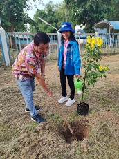 ไฟล์แนบ กปภ.สาขาพยุหะคีรี ร่วมจัดกิจกรรมปลูกต้นไม้ ภายใต้ชื่อ "โครงการ กปภ.ปลูกป่าเพื่อแผ่นดิน" เทิดพระเกียรติพระบาทสมเด็จพระบรมชนกาธิเบศร มหาภูมิพลอดุลยเดชมหาราช บรมนาถบพิตร ปี 2566