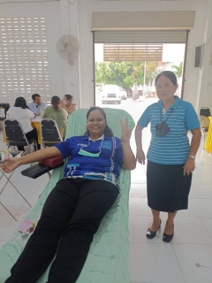 ไฟล์แนบ การประปาส่วนภูมิภาคสาขากาญจนดิษฐ์ เข้าร่วมกิจกรรม PEA ใส่ใจทุกชีวิต บริจาคโลหิต ๑๐ ล้านซีซี 